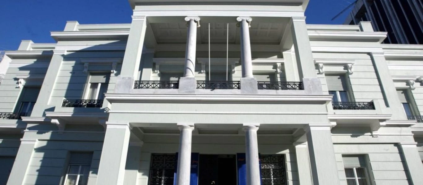 Απάντηση ΥΠΕΞ στις δηλώσεις Τσαβούσογλου για πρόσφυγες: «Ανυπόστατοι οι ισχυρισμοί του»